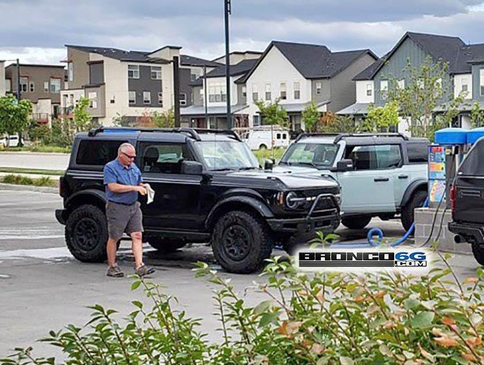 Ford Bronco Is the Bronco really this big? 2021 2 Door vs 4 Door Bronco car wash1