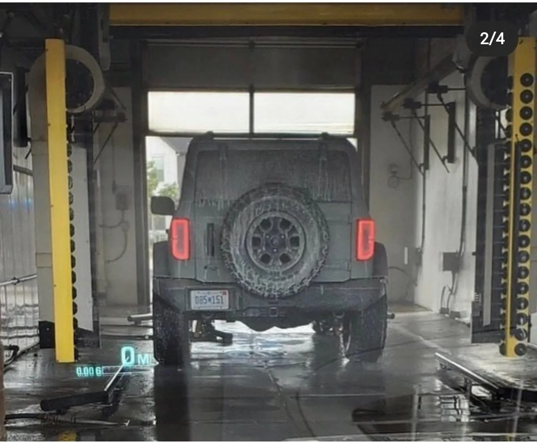 Ford Bronco First Look: 2021 Bronco Antimatter Blue and Iconic Silver + 2 Door Cactus Gray Screenshot_20200730-215344_Instagram