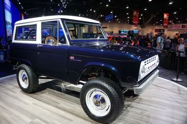 Ford Bronco Antimatter Blue Thread 0610AFCB-A784-480D-8CA2-887D72A0CFAB