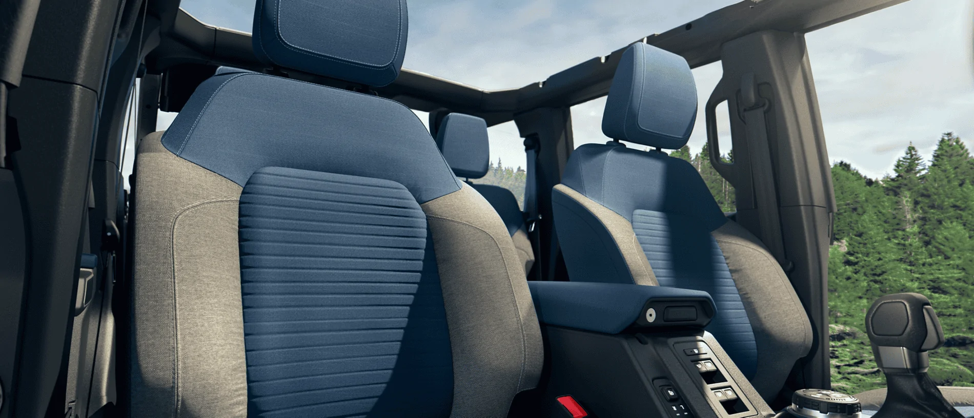 Ford Bronco First Edition Navy Interior - Love it or hate it? 1596214495727