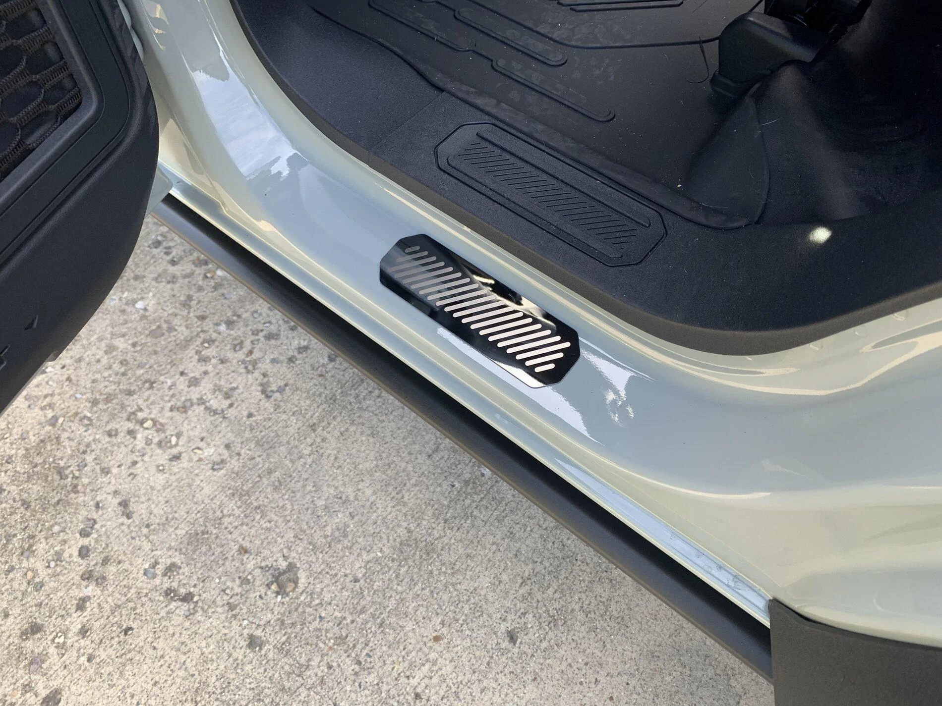 Ford Bronco best door sill protection? DA434A75-635A-48FD-9B8D-3FE568A0A27F