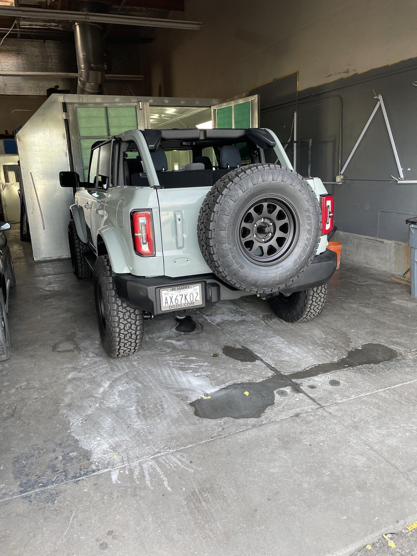 Ford Bronco Custom color painted my Bronco and added lift plus new shoes - Toyos & Methods ! 23F3DD3C-9D7B-45F3-B615-F6531EA522B7