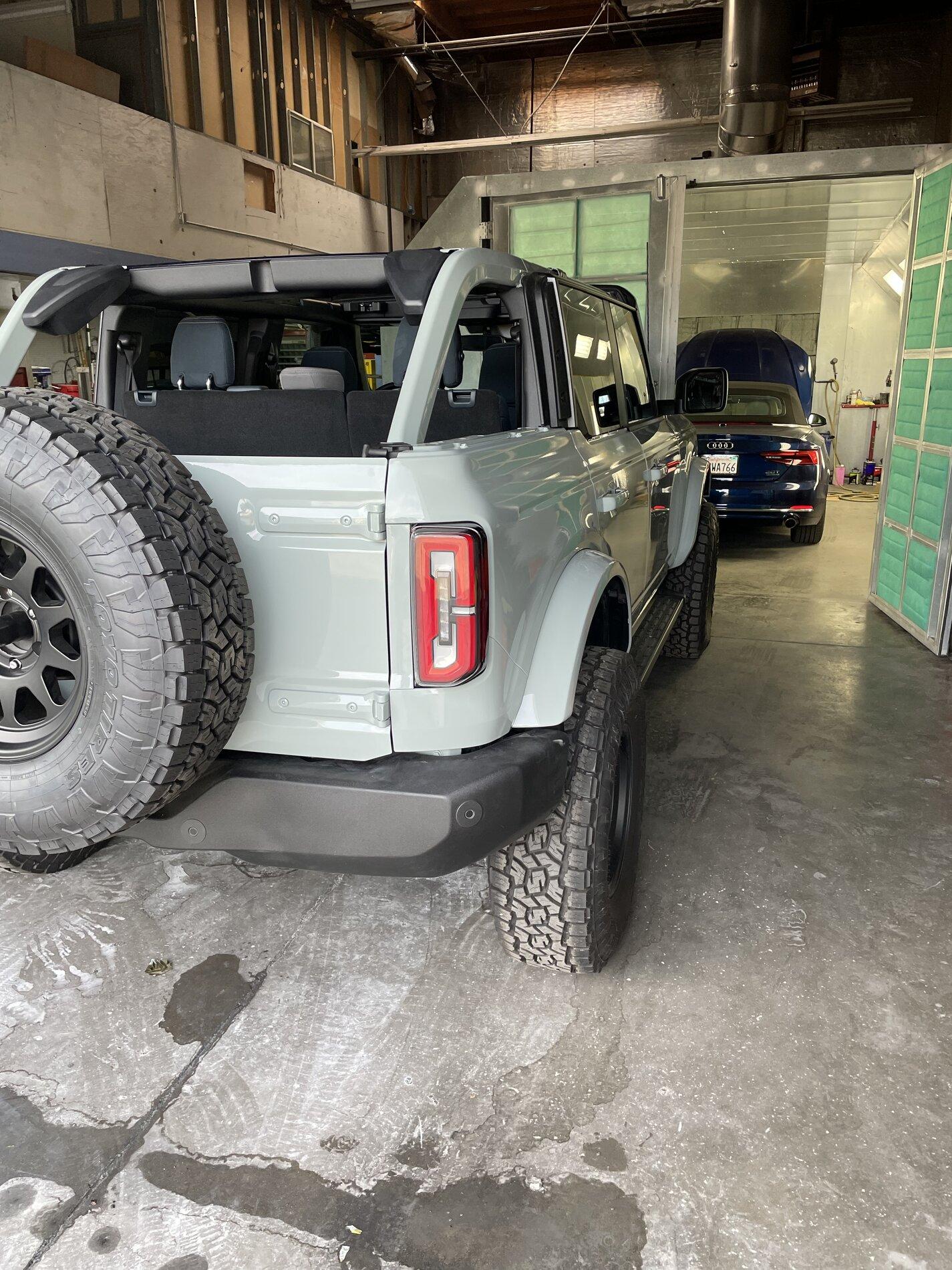 Ford Bronco Custom color painted my Bronco and added lift plus new shoes - Toyos & Methods ! 0881180F-7ECB-47D4-A6A0-6F8280CC9E36