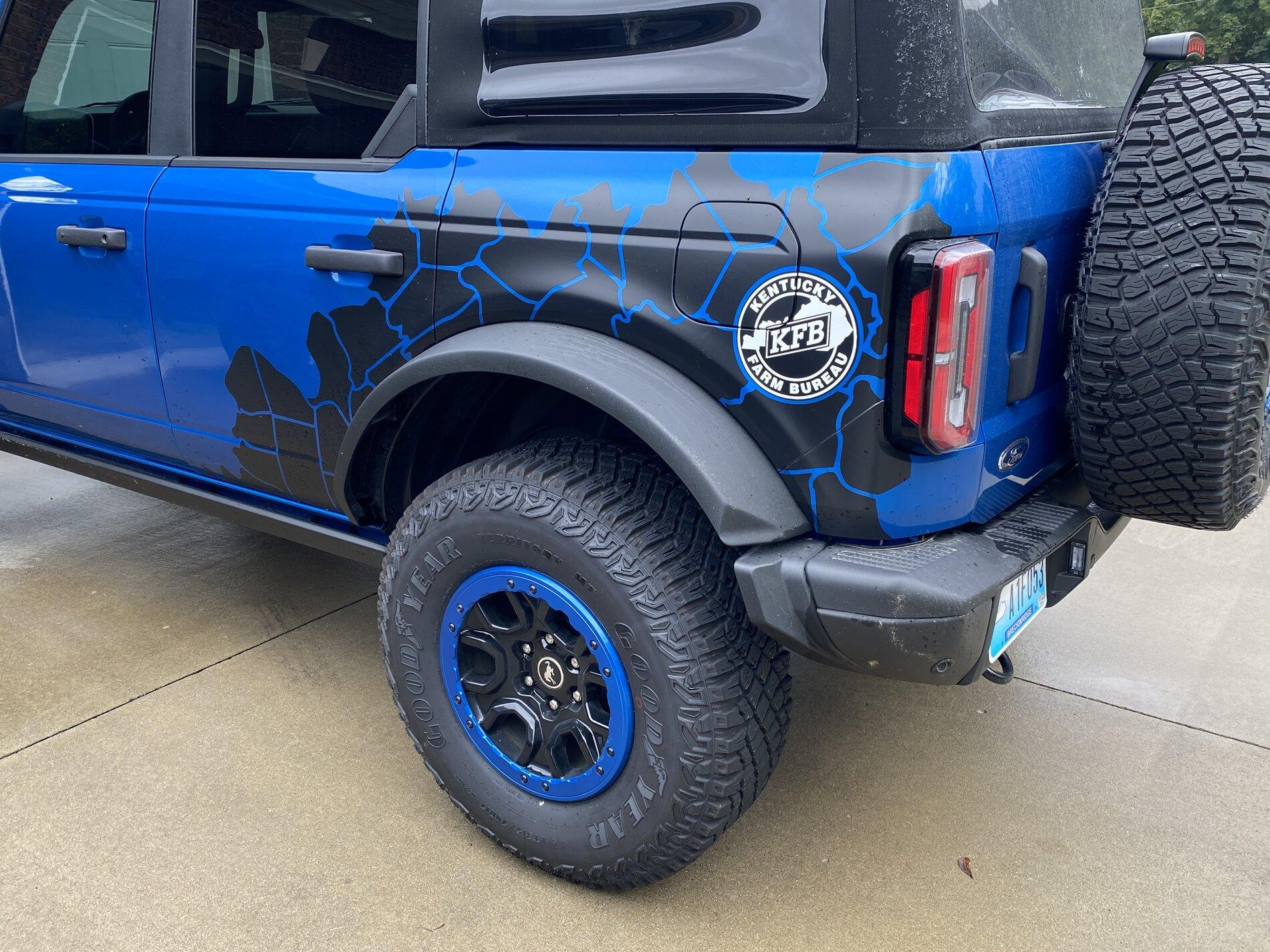Ford Bronco New shoes - 20x9.5 -18mm black rhino raid with 325/60r20 Nitto Ridge Grappler 9A0C1B6E-F8DF-405A-A7DD-E606597A3CEB