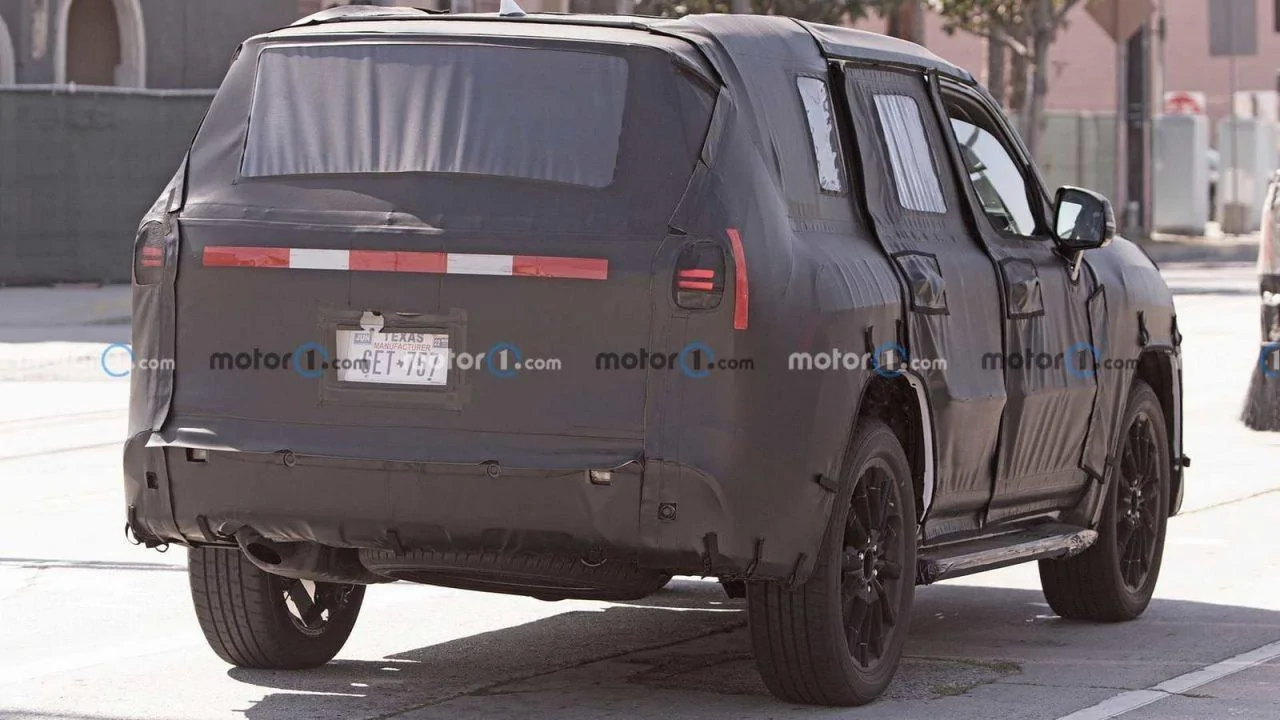 2022-Lexus-LX-600-spied-img3-1280x720.jpg