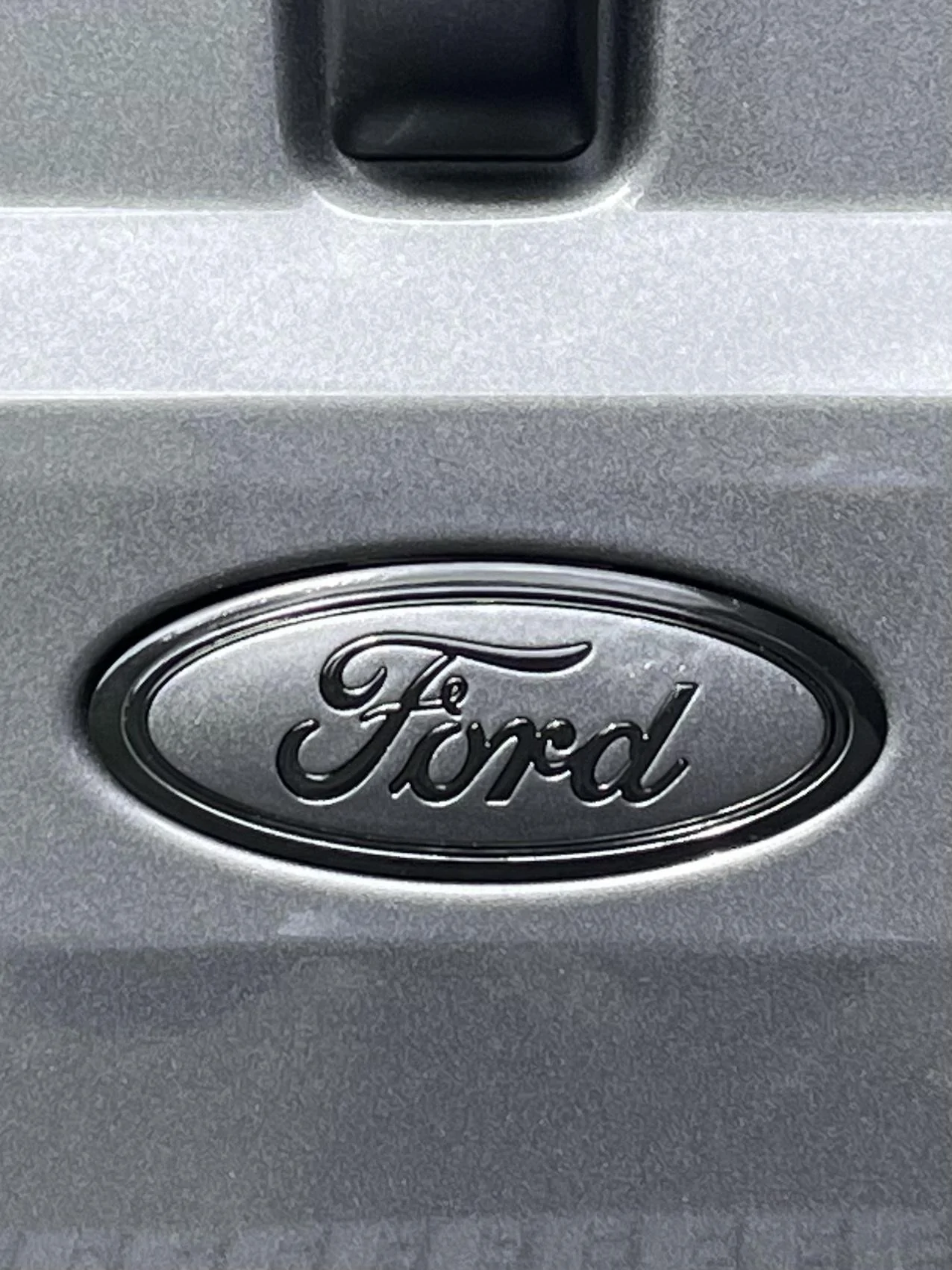 Ford Bronco CARBONIZED GRAY Bronco Club 4B853078-4063-45E6-AC8D-8E9930FD2B98