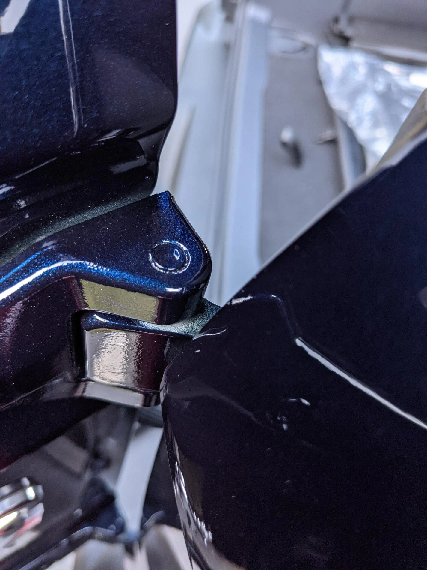 Ford Bronco Paint defects - Antimatter blue outer banks. PXL_20211001_215955963.MP