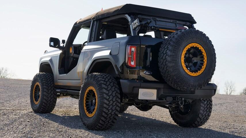 Ford Bronco Weekender Fender Flare Kit Ford-Bronco-Badlands-Sasquatch-Two-Door-Concept-3
