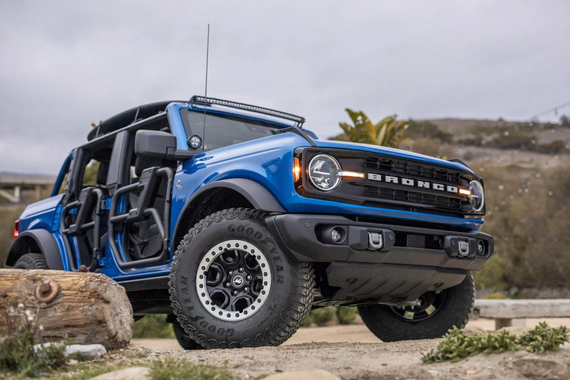 Ford Bronco Thoughts on capable vs modular? ADD918F8-2108-48E5-B817-1FD98CA84915