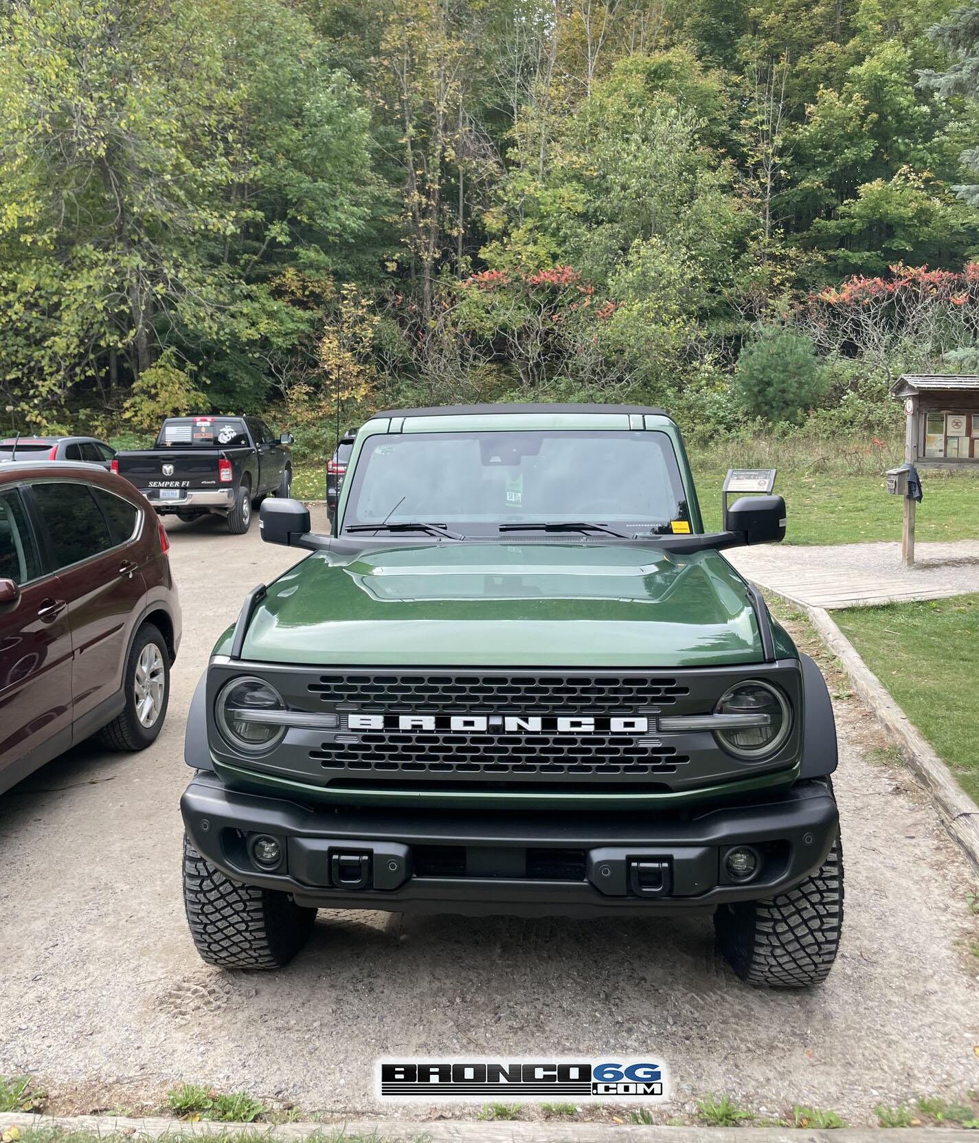 Ford Bronco Eruption Green Bronco Badlands Sasquatch + Capable Bumper spotted in the Wild Eruption Green Bronco Badlands Sasquatch + Capable Bumper 3