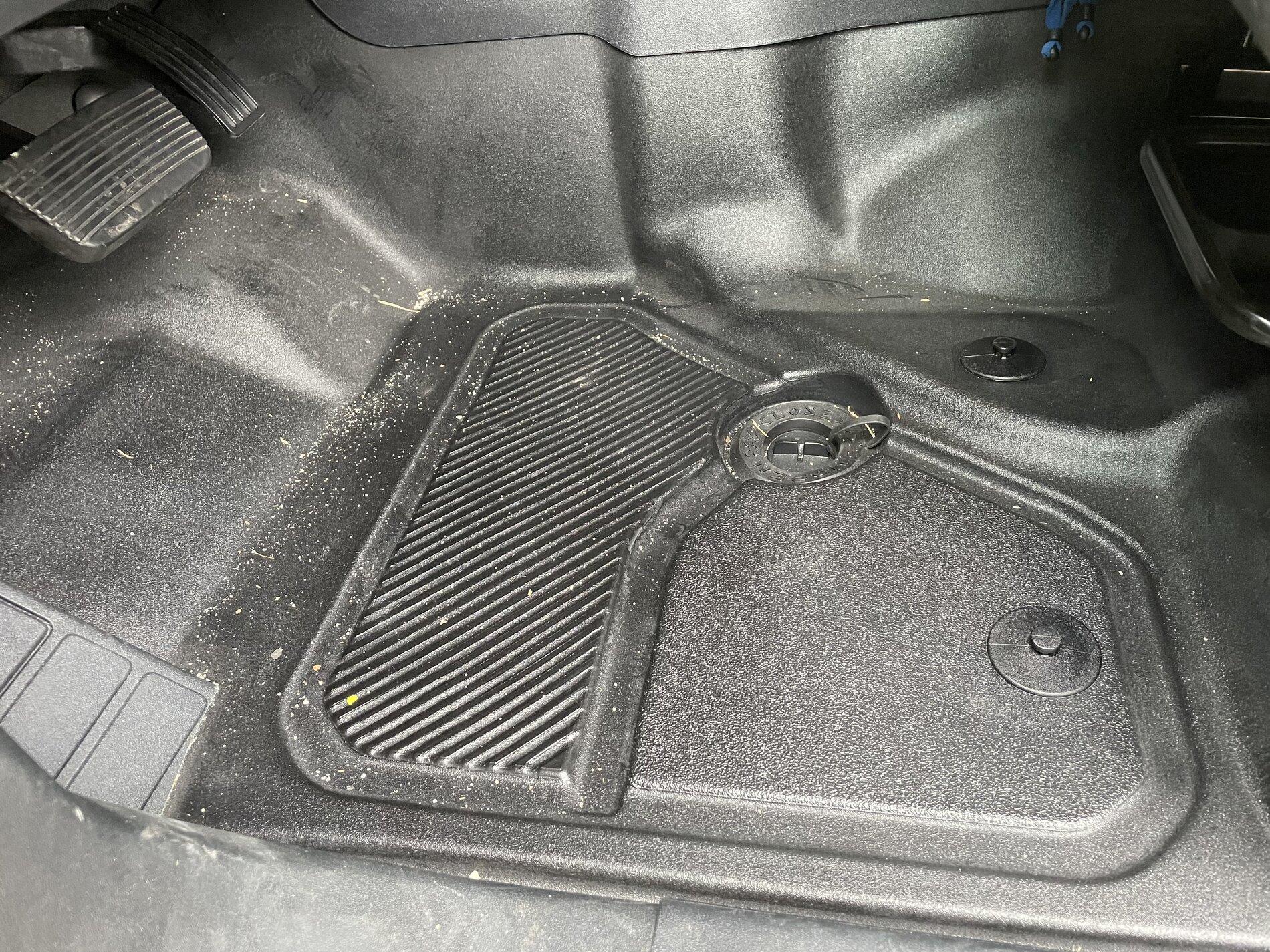 Ford Bronco Washout Floors - a Closer Look A10A665E-1D87-43E6-9771-5587364FE5C9