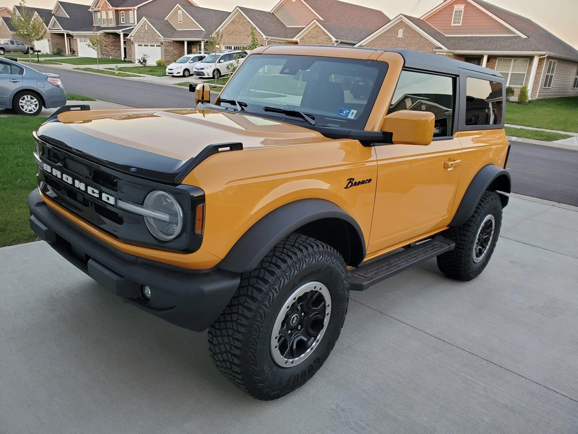 Ford Bronco Upgrades! Areoskin hood protector, rocket antenna, heritage fender badge 20211010_185938