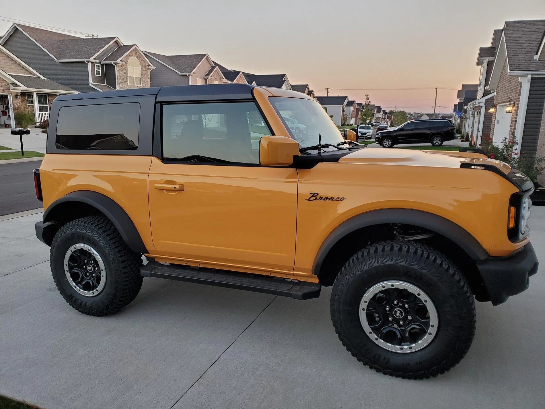Ford Bronco Upgrades! Areoskin hood protector, rocket antenna, heritage fender badge 20211010_190131