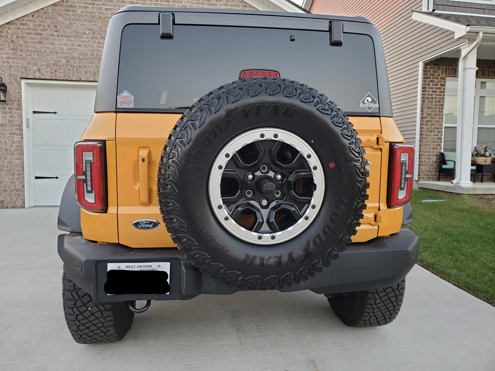 Ford Bronco Upgrades! Areoskin hood protector, rocket antenna, heritage fender badge 20211010_190031