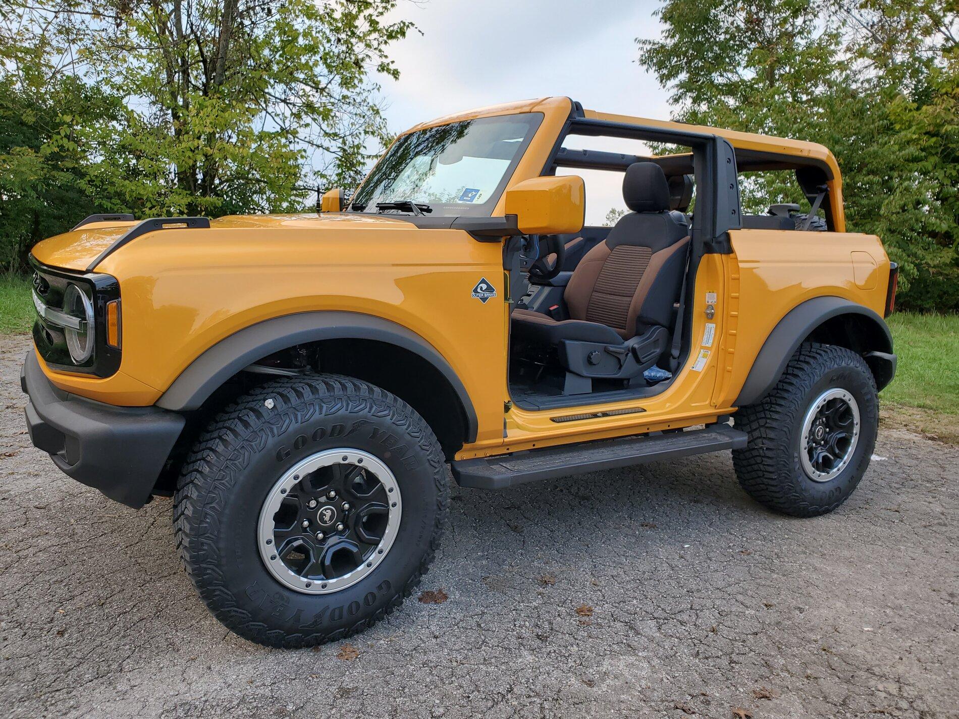 Ford Bronco Upgrades! Areoskin hood protector, rocket antenna, heritage fender badge 20211009_175217-