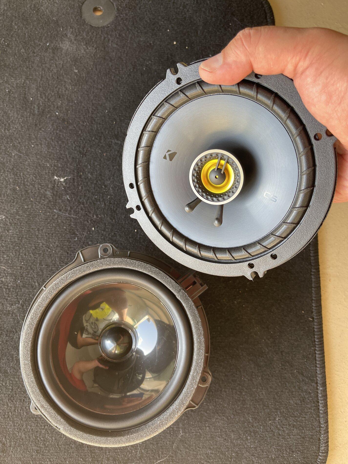 Ford Bronco Bronco standard sound system 6 speaker upgrade DIY writeup w/ instructions (dash & kick panel speaker removal) & wiring diagram IMG_0240.JPG