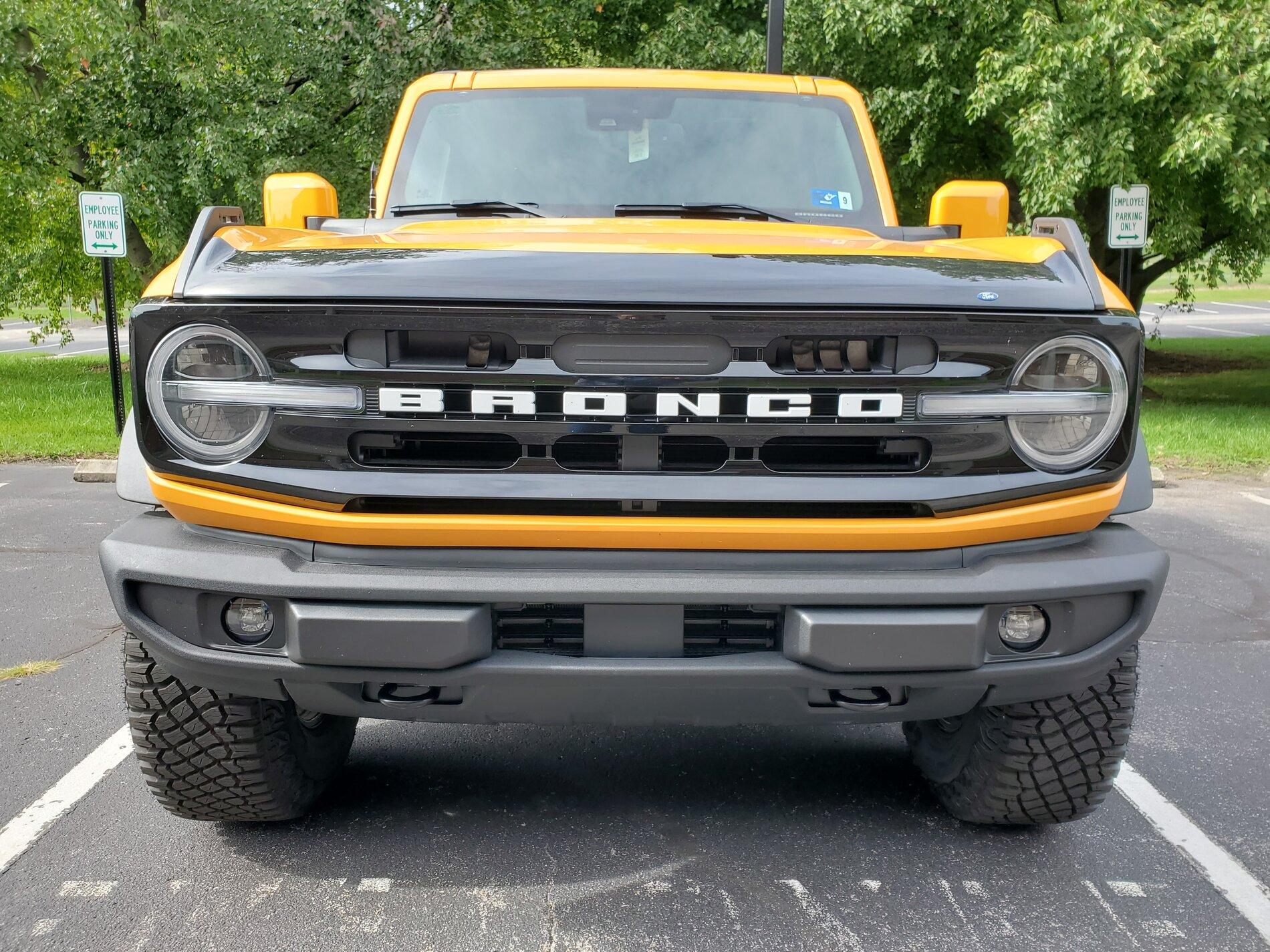 Ford Bronco Upgrades! Areoskin hood protector, rocket antenna, heritage fender badge 20211011_151518