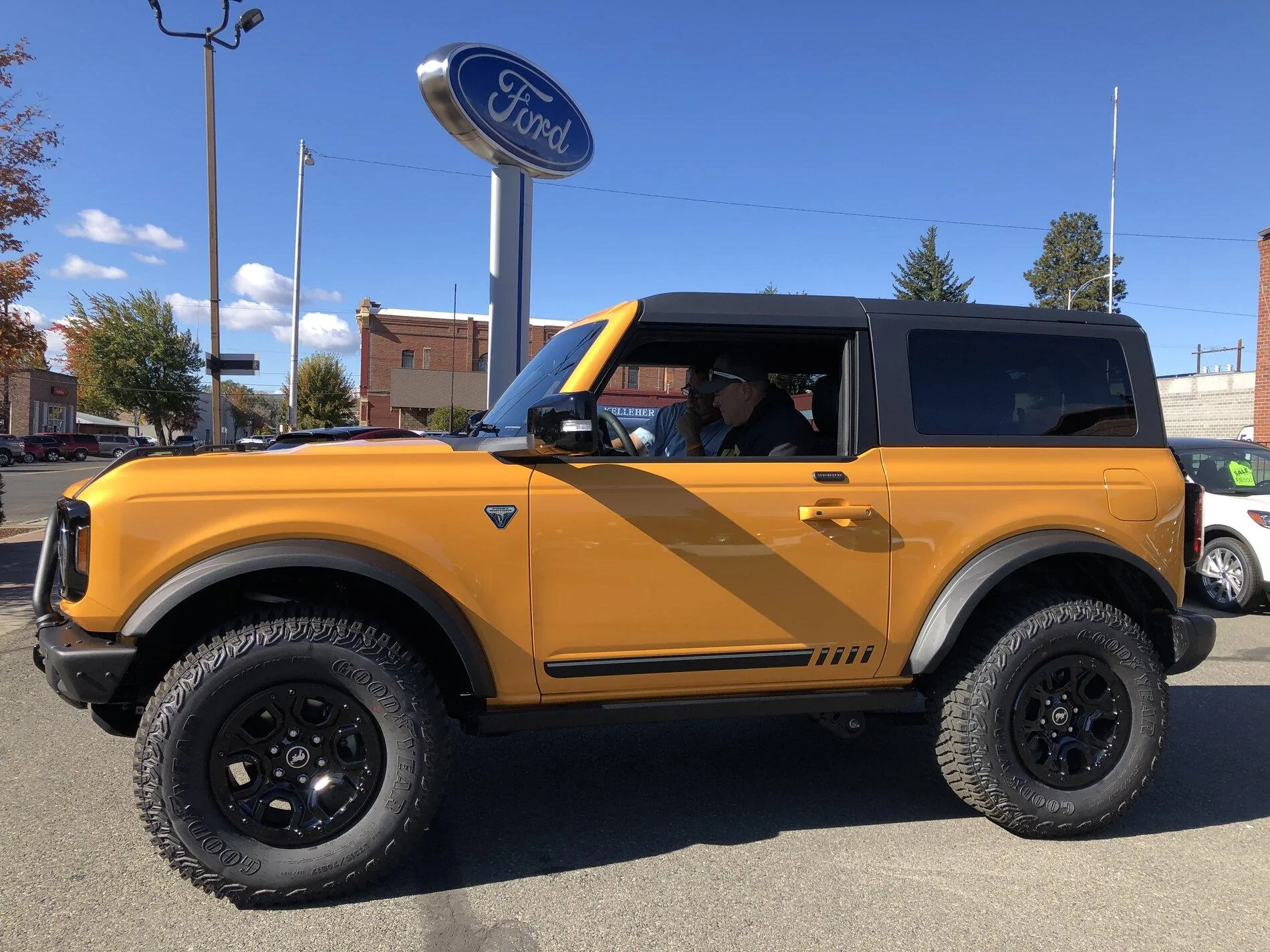 Ford Bronco Train autorack unloading Seattle area questions? 23D1927E-EF2C-4436-8E2E-291849678BA7