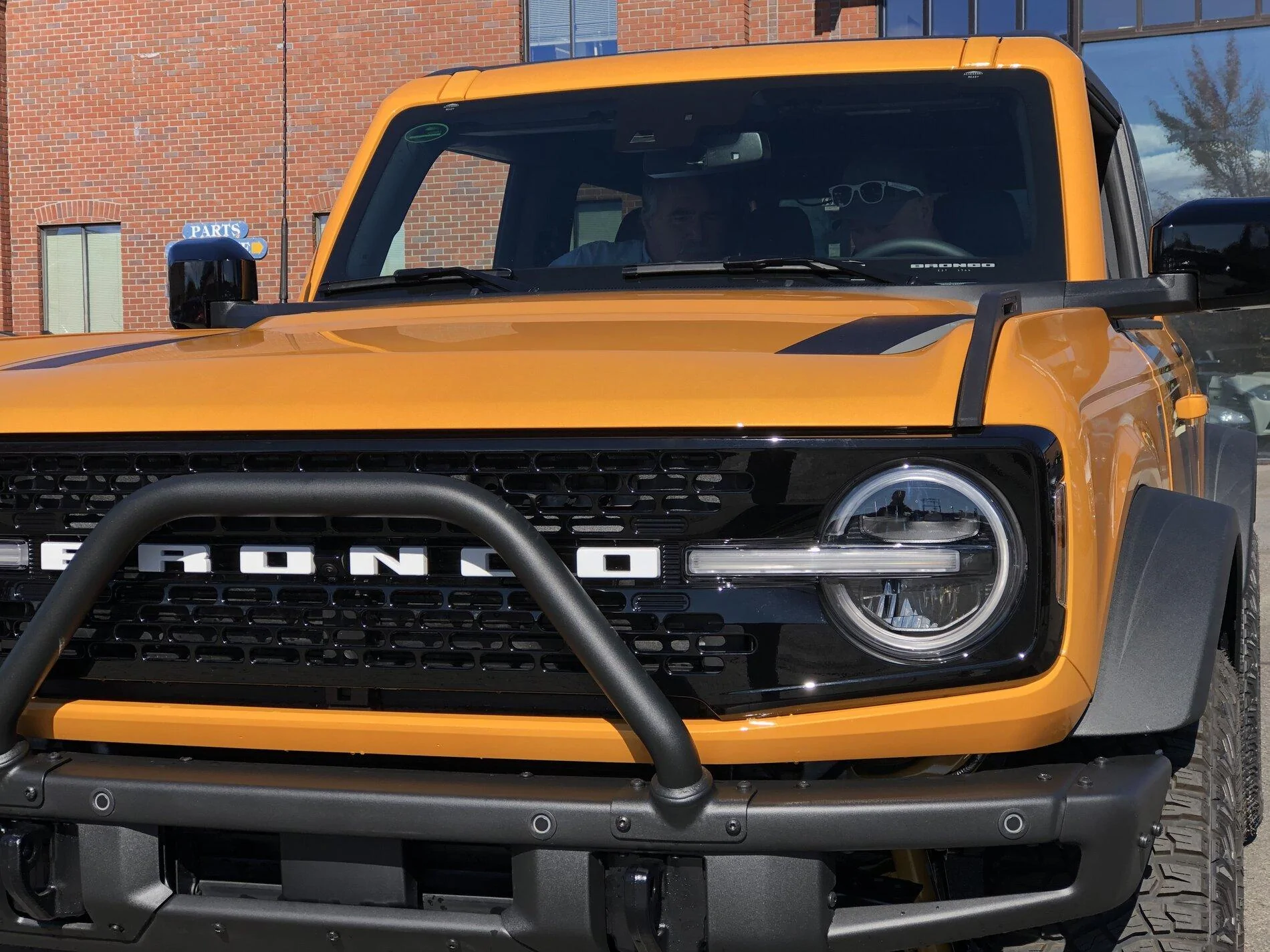Ford Bronco Train autorack unloading Seattle area questions? EEA94965-6730-4DD0-8A30-6CED1A0B61E8