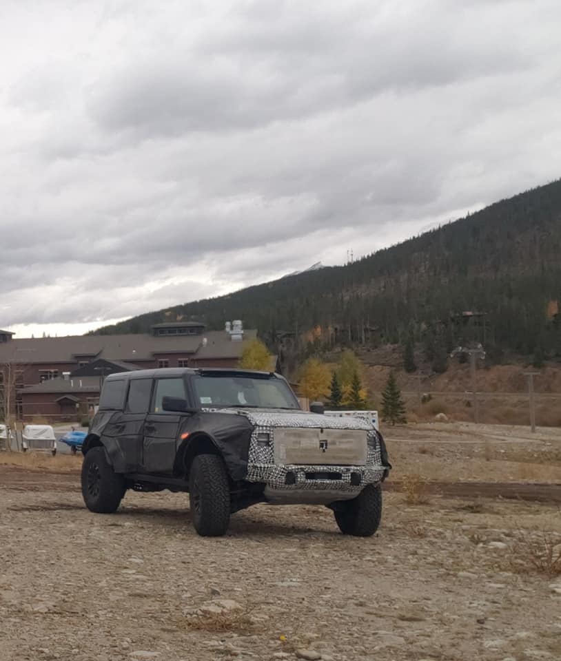 2023 Bronco Raptor Spied 1.jpg