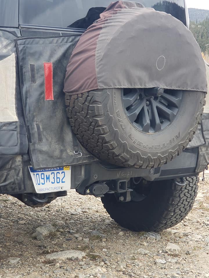 2023 Bronco Raptor Spied 2.jpg