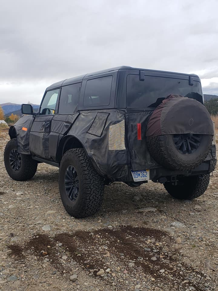 Ford Bronco Bronco Raptors galore spotted in Breckenridge, CO 2023 Bronco Raptor Spied 3