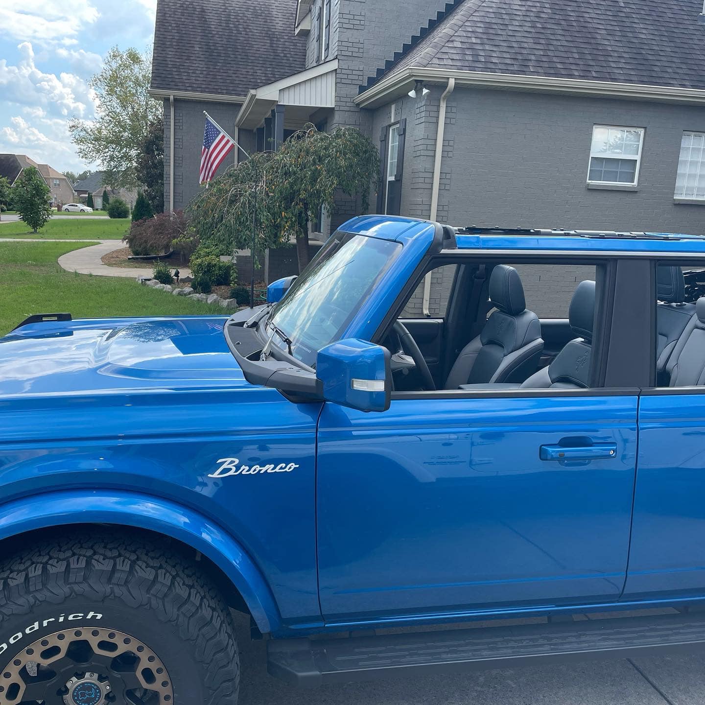 Ford Bronco VELOCITY BLUE Bronco Club Outer Banks Bronco Black Rhino Warlord Wheels BFG KO2 3