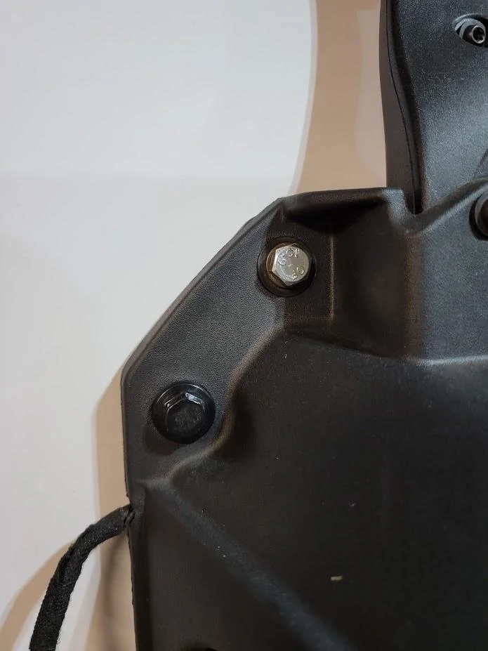 Ford Bronco Rough Country Tailgate Reinforcement - Installed - fastener issue mFwiHjCRB_Q2jYxcqkwzUsqVOw=w696-h927-no?authuser=0