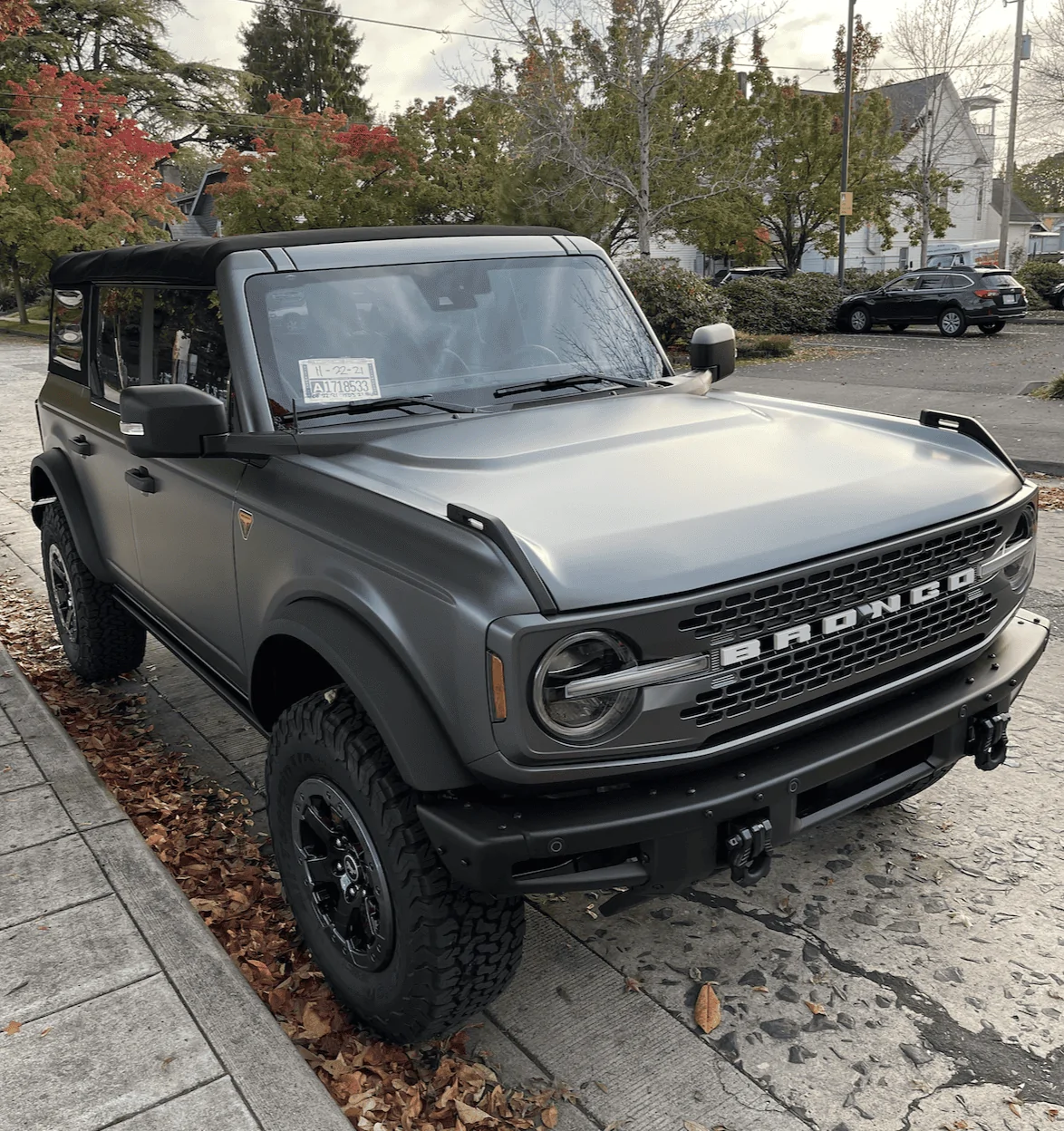 Ford Bronco CARBONIZED GRAY Bronco Club 1634364066496
