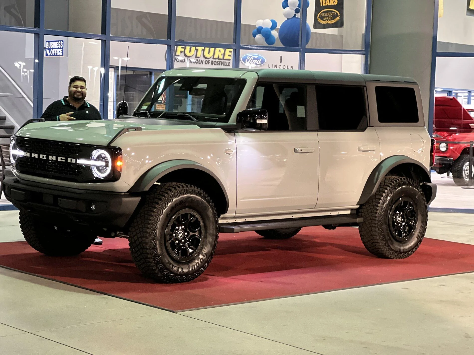 Ford Bronco CACTUS GRAY Bronco Club JPEG imag