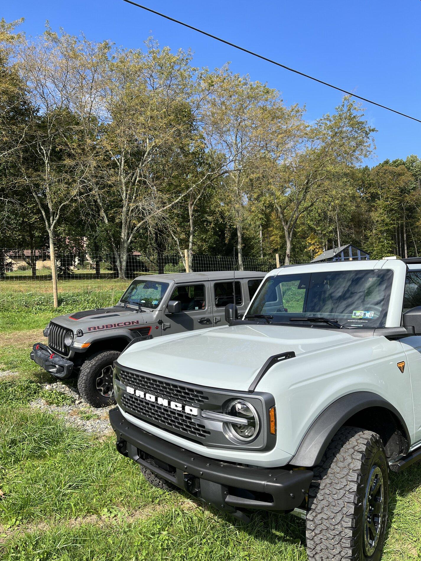 Ford Bronco Luggage & Cargo Test: Bronco 4-Door vs Jeep Wrangler,  4-Runner, Defender 96868073-49BE-4550-9BFD-79B1BBA65B1A