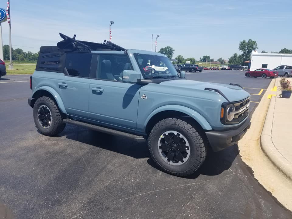 Ford Bronco Ford Accessory Wheels pics? 2021-bronco-accessory-wheels-1-