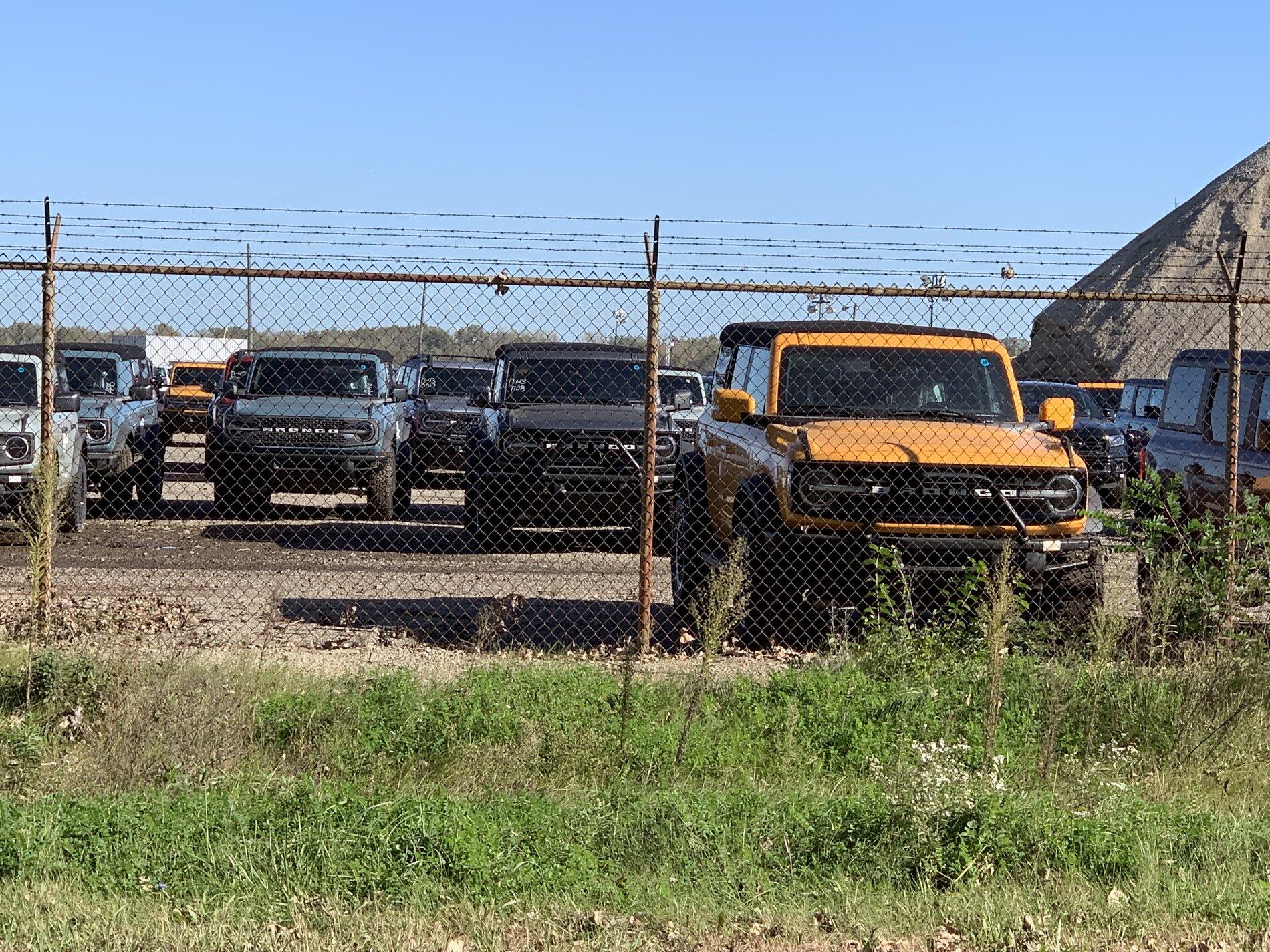 Ford Bronco Photos & Update From Bronco Dirt Mountain - Oct 19, 2021 73393806-2608-4BBD-9C9C-381BC29BE696