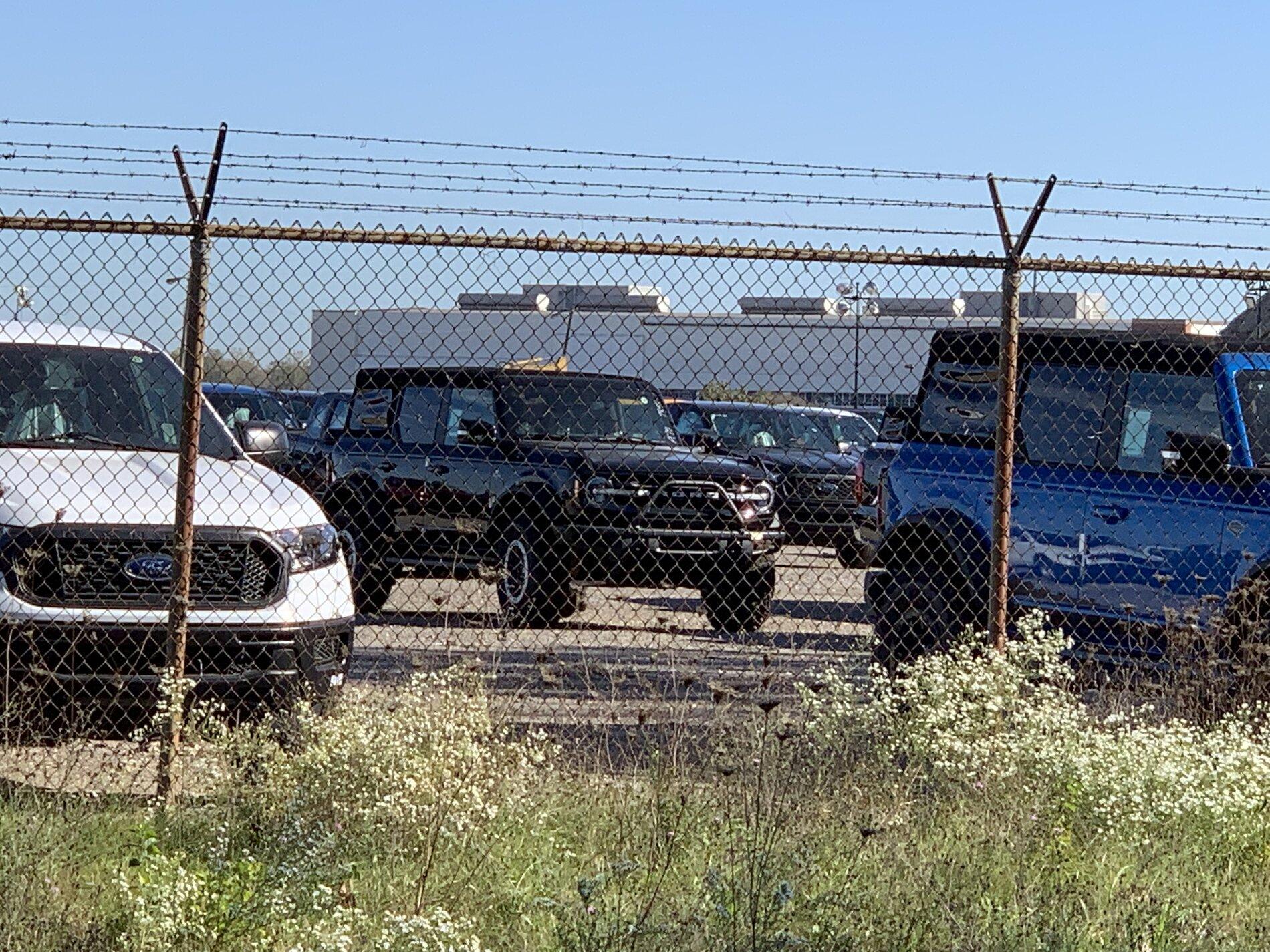 Ford Bronco Photos & Update From Bronco Dirt Mountain - Oct 19, 2021 157D1302-F391-4B8F-B384-EC364F305CDE