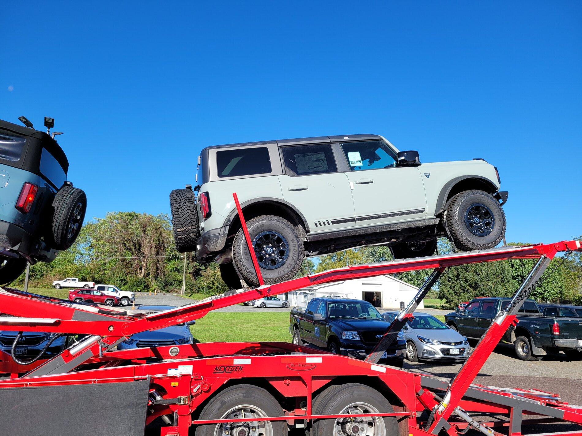 Ford Bronco *** DIRT MOUNTAIN Broncos - Built, Shipped, Delivered Tracker*** BBCCF4BB-89C7-494B-A929-A6EC0AB3CCA3