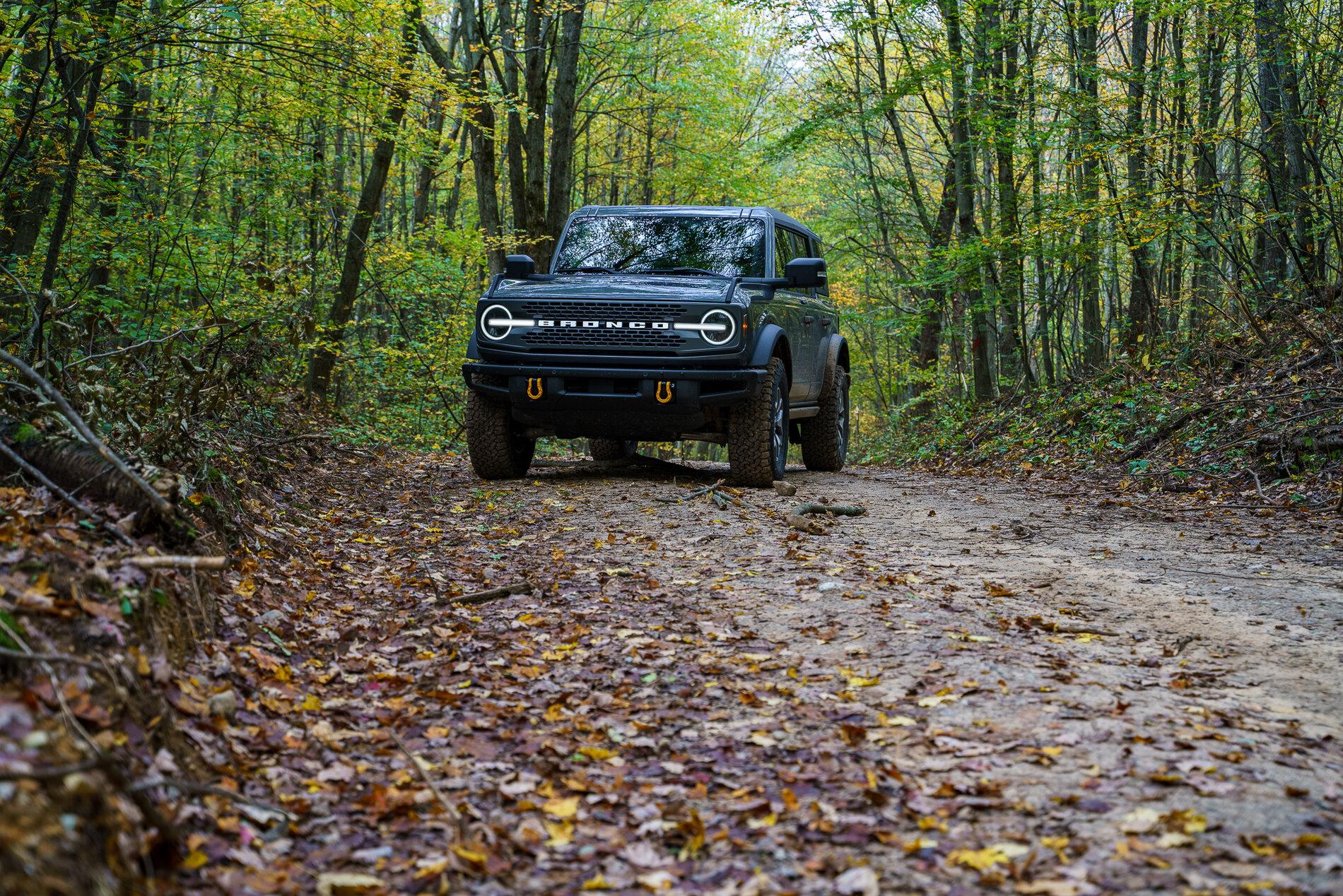 Ford Bronco CARBONIZED GRAY Bronco Club Sunrise Lake Trails2_FB