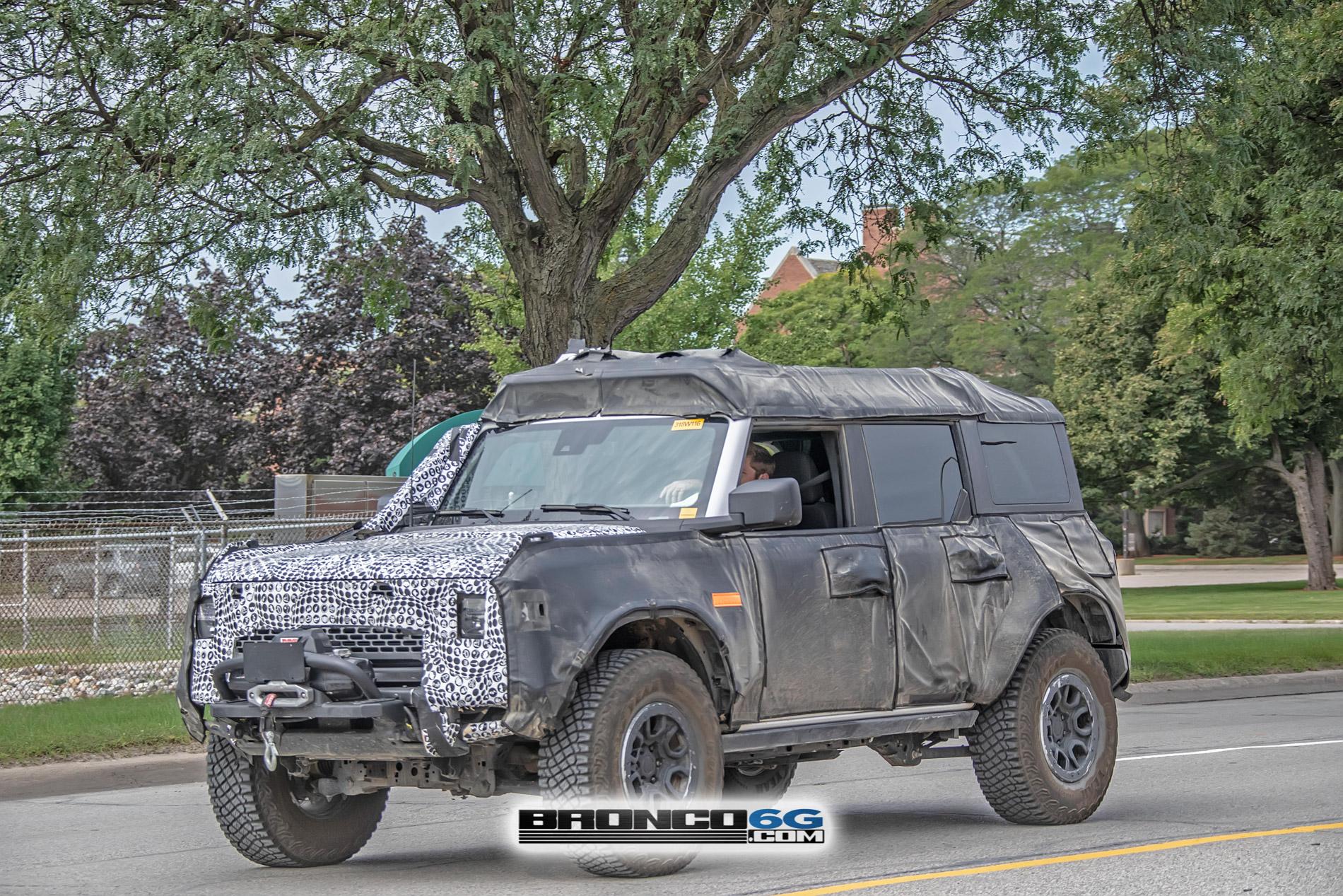 Ford Bronco 🕵🏻‍♂️ Spied! 2022 Bronco Everglades Showing Winch, Snorkel, Roof Rack 2022 Bronco Everglades winch snorkel roof rack - Bronco6G.com 21