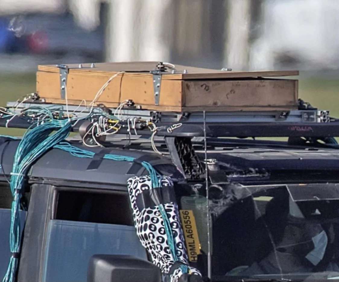 Ford Bronco 🕵🏻‍♂️ Spied! 2022 Bronco Everglades Showing Winch, Snorkel, Roof Rack 89DC9129-BF9B-4161-9A7C-EF5B5CDF2C1D