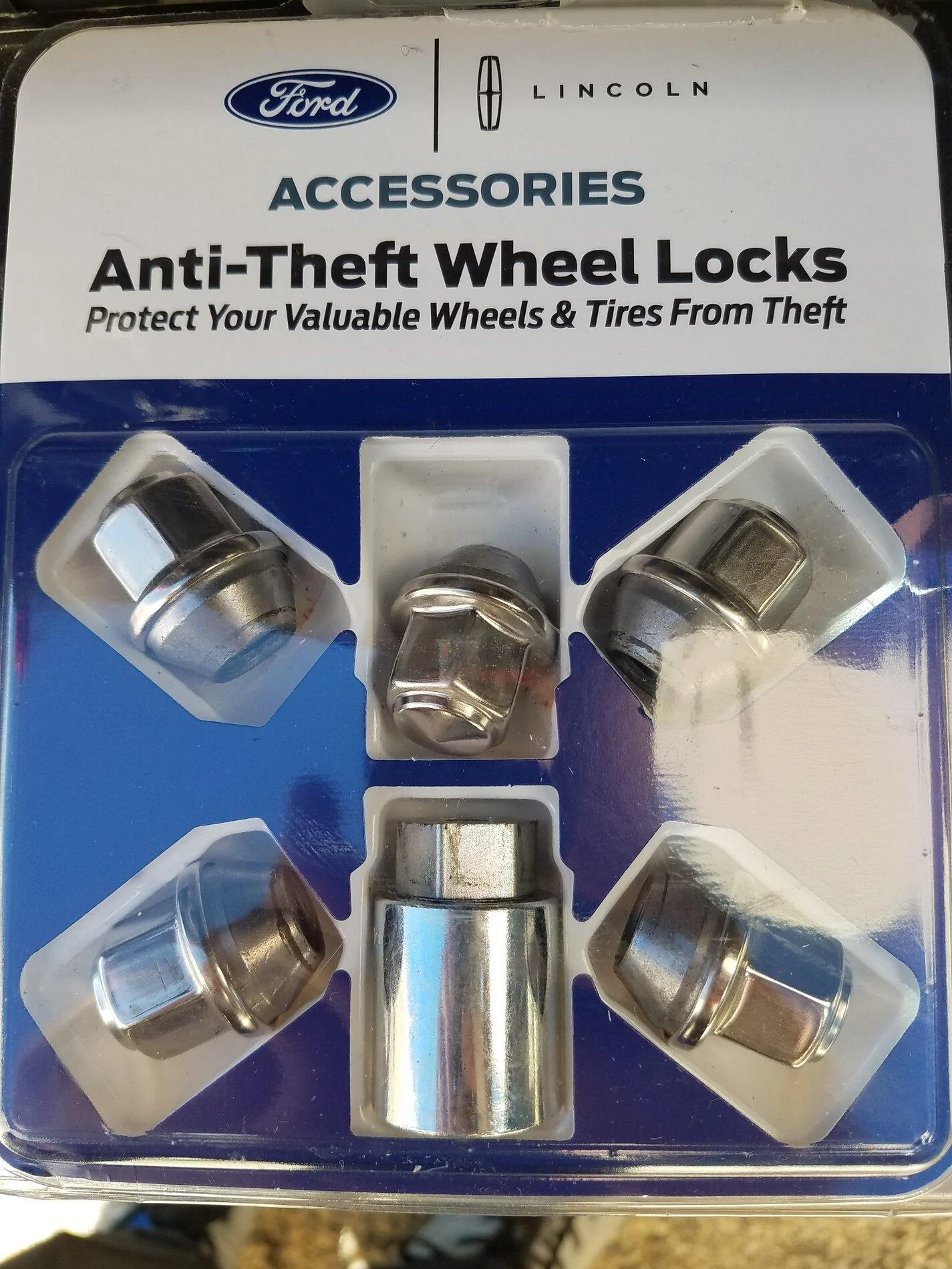 Ford Bronco Wheel Lock Kit (four or five?) 20211020_141437