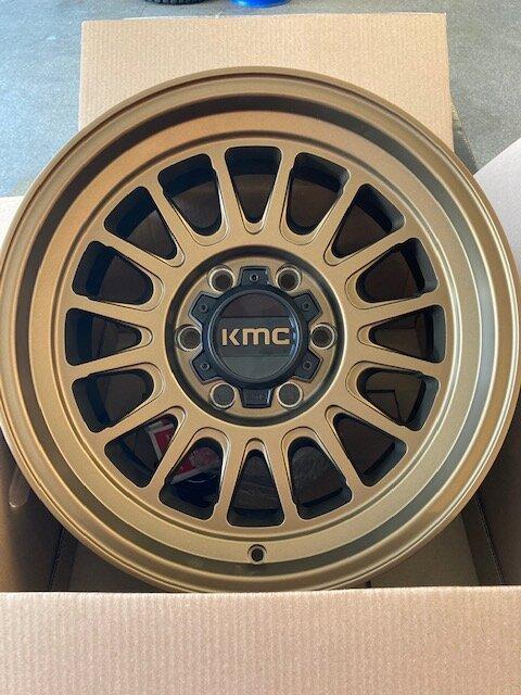 Ford Bronco Show us your installed wheel / tire upgrades here! (Pics) 8A4C5974-9018-4810-ACCF-F80170B3D106