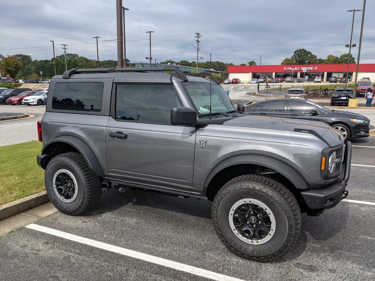 Ford Bronco Post your front side window tints C42BFD03-C68C-47C5-925B-2BA4F774CC85