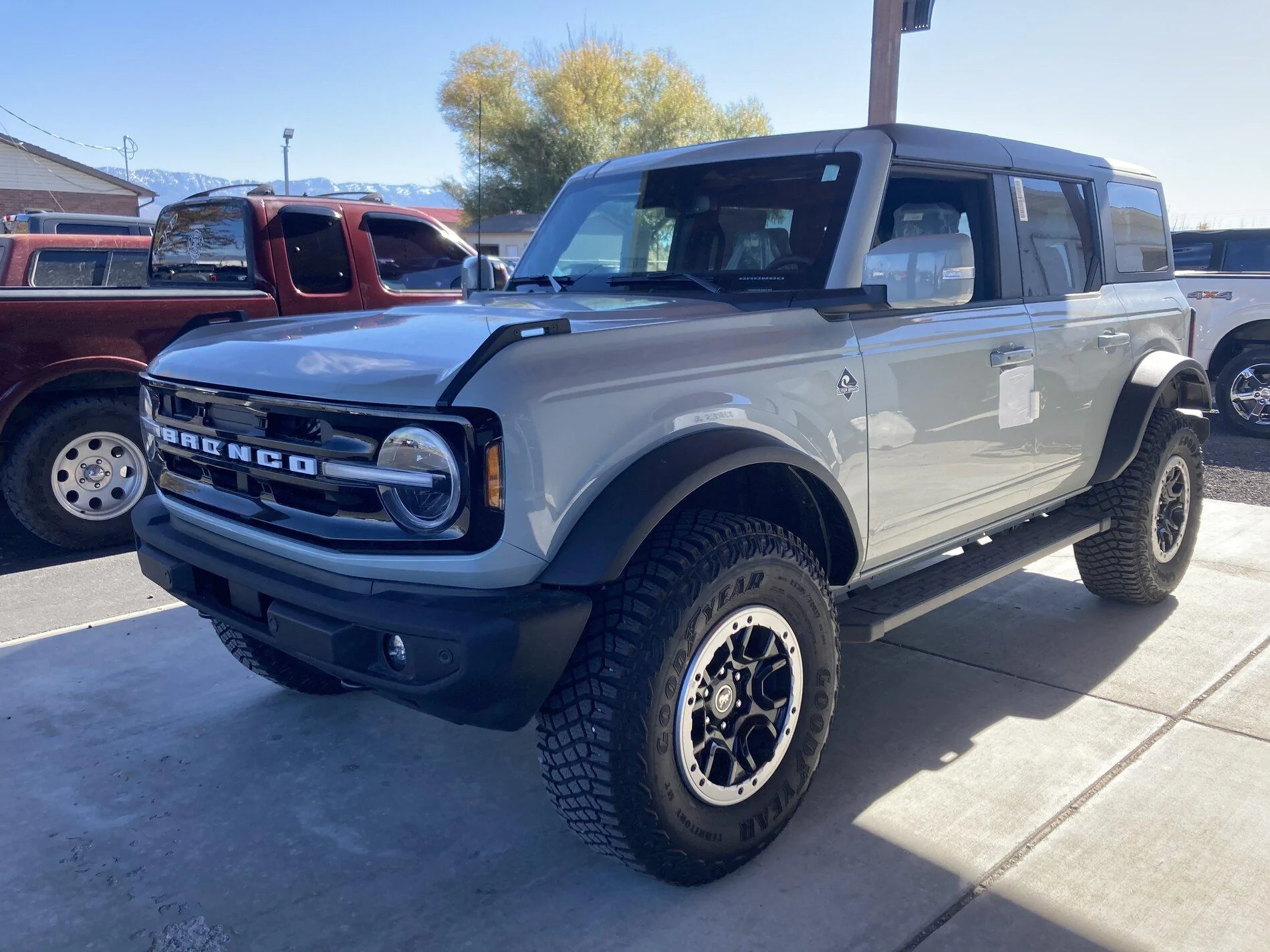 Ford Bronco *** DIRT MOUNTAIN Broncos - Built, Shipped, Delivered Tracker*** 03A78C35-3012-4169-923A-6B72F9B249F8