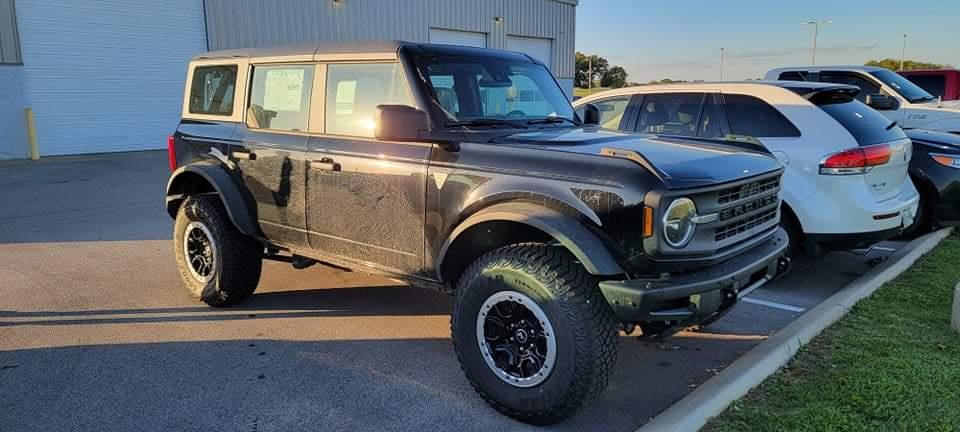 Ford Bronco *** DIRT MOUNTAIN Broncos - Built, Shipped, Delivered Tracker*** AA301933-F75B-4EAE-8331-3EC28506B7D6