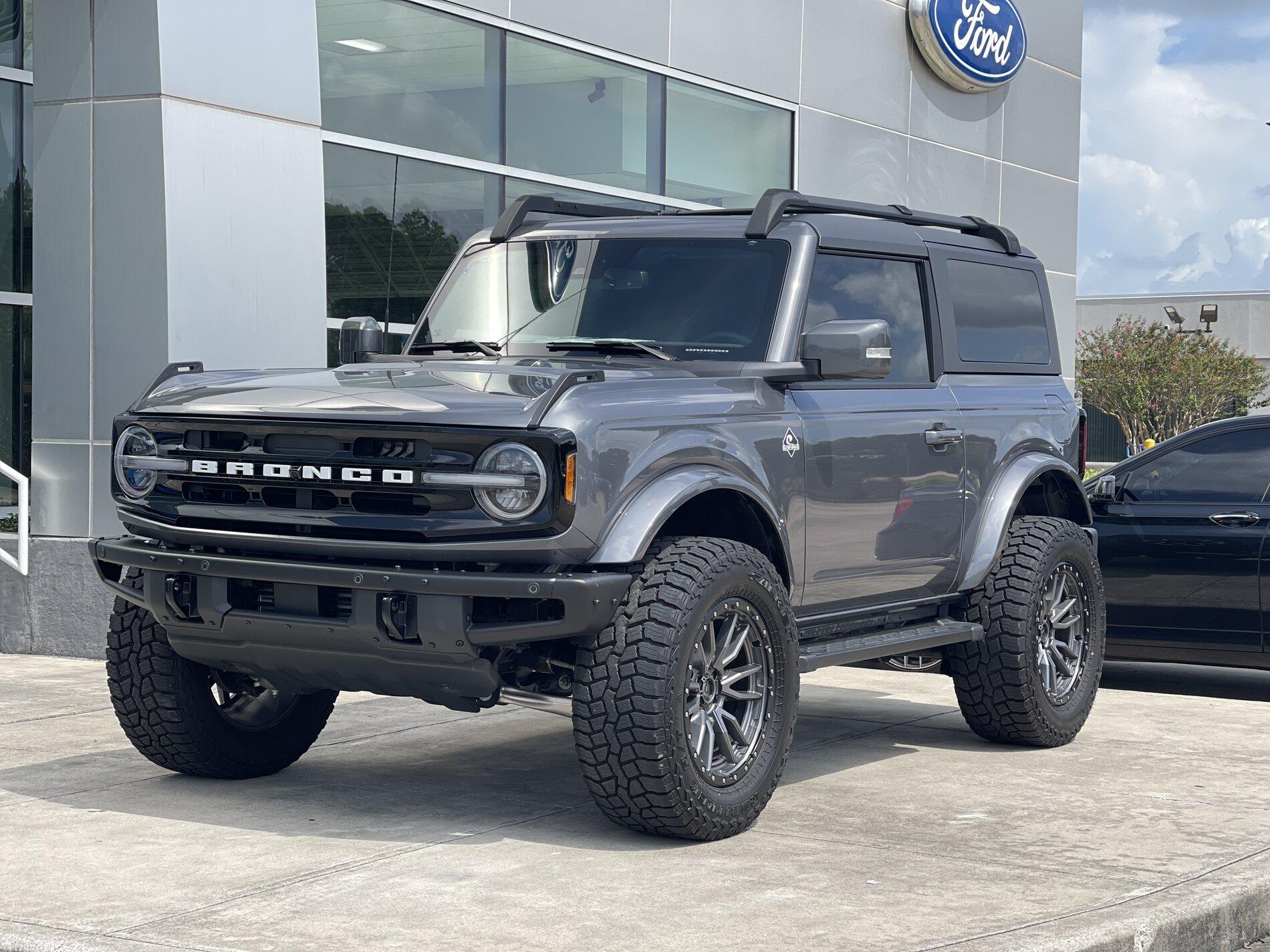 Ford Bronco 20x10, -19 offset 6FEB52D9-2B95-492C-96F5-60834744E64C