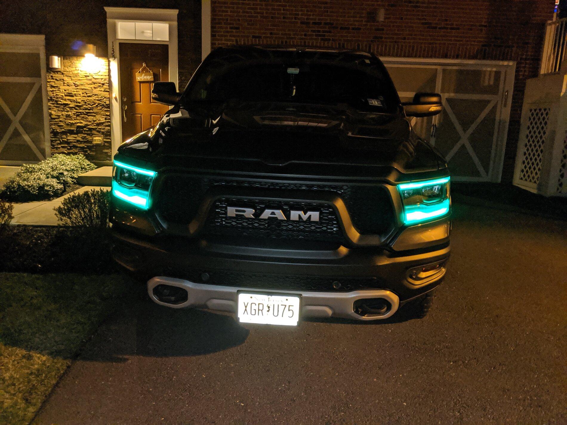 Ford Bronco Standard vs. Signature Lighting IMG_20200321_204604