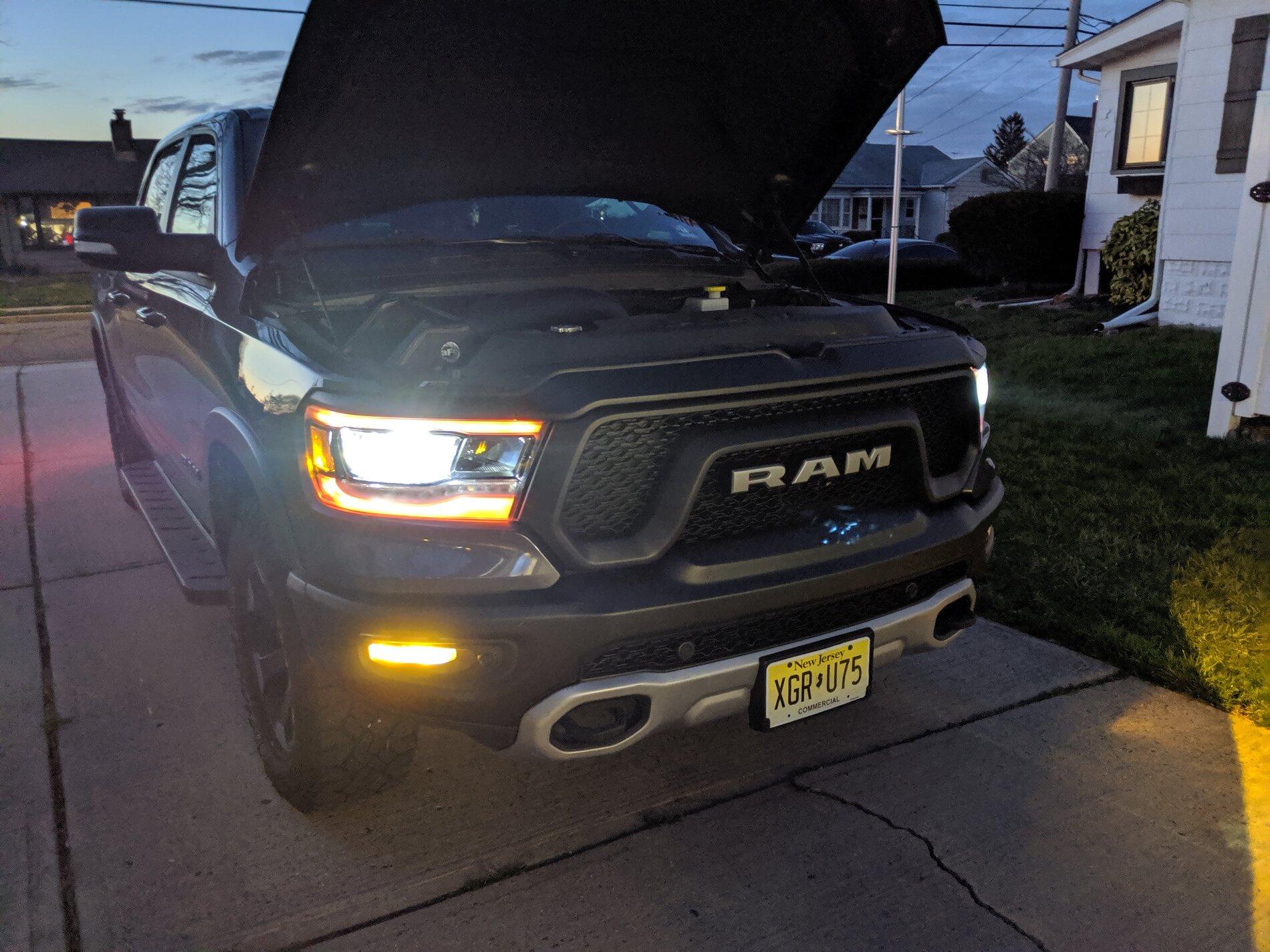 Ford Bronco Standard vs. Signature Lighting IMG_20200321_193630