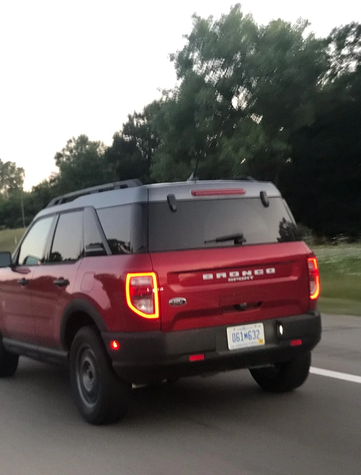 Ford Bronco Oxford White, Carbonized Gray, Cactus Gray, Cyber Orange, Rapid Red Colors Previewed by Bronco Sport Rapid Red Bronco Sport