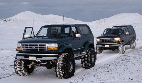 Ford Bronco sasquatch + snow 1996-ford-bronco-picture-with-f-250