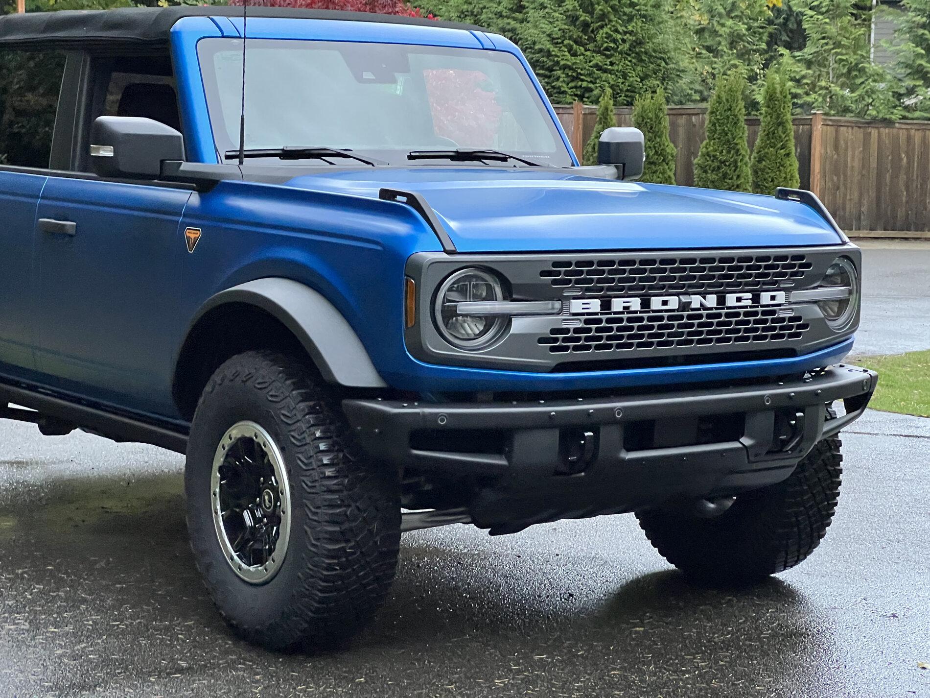Ford Bronco XPEL Stealth PPF on Velocity Blue Bronco Badlands 🤩 IMG_1694