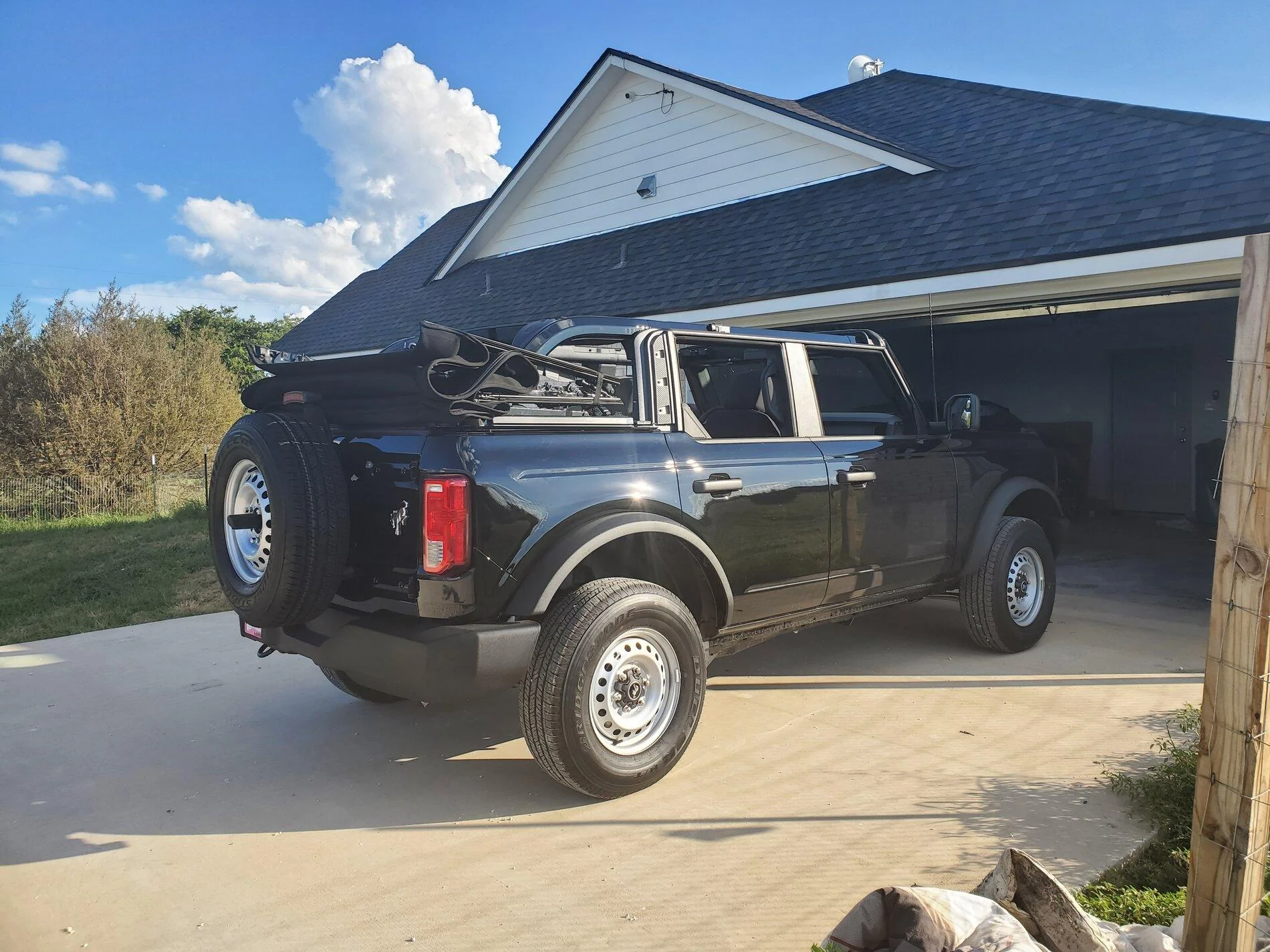Ford Bronco Ranger wheels on Base Bronco 20210827_181351